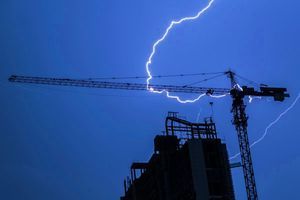 Заземлення будівельних риштувань фото
