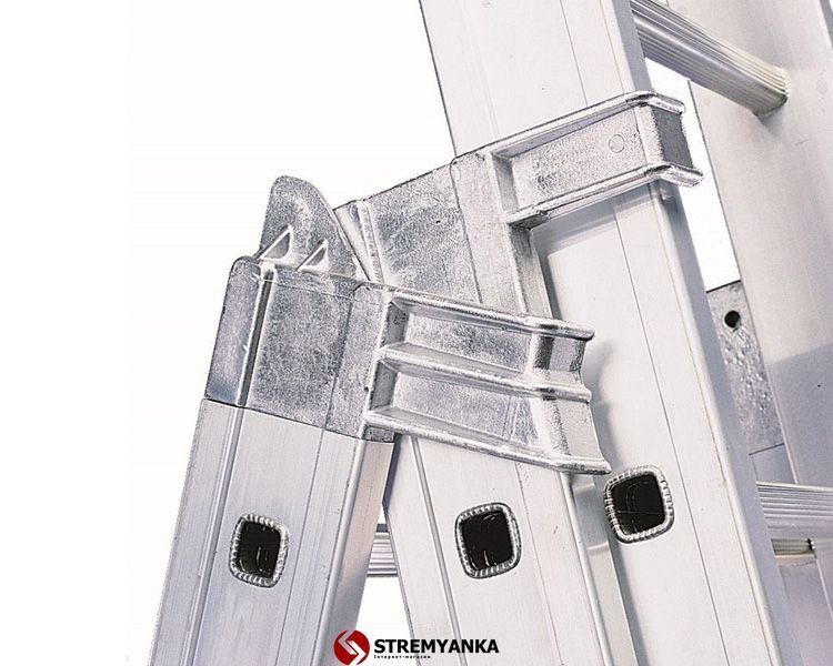 Трьохсекційна драбина SVELT EURO E3 7 SCE30005 фото