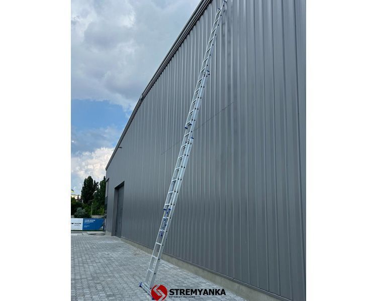 Алюминиевая трехсекционная лестница 3x12 ступеней TRIOMAX VIRASTAR VTL312SP-01 фото
